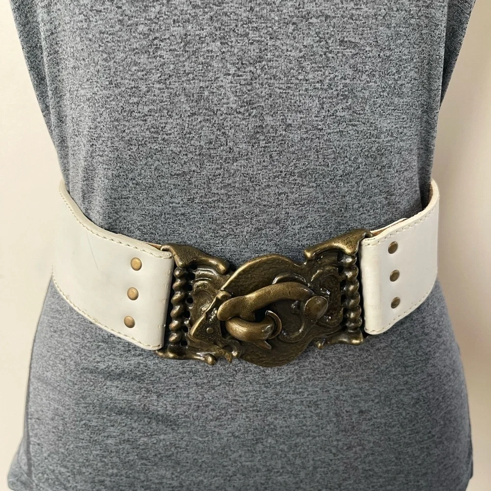 Womens Leather Unbranded Wide 2” White Adjustable 32”-34” Belt
